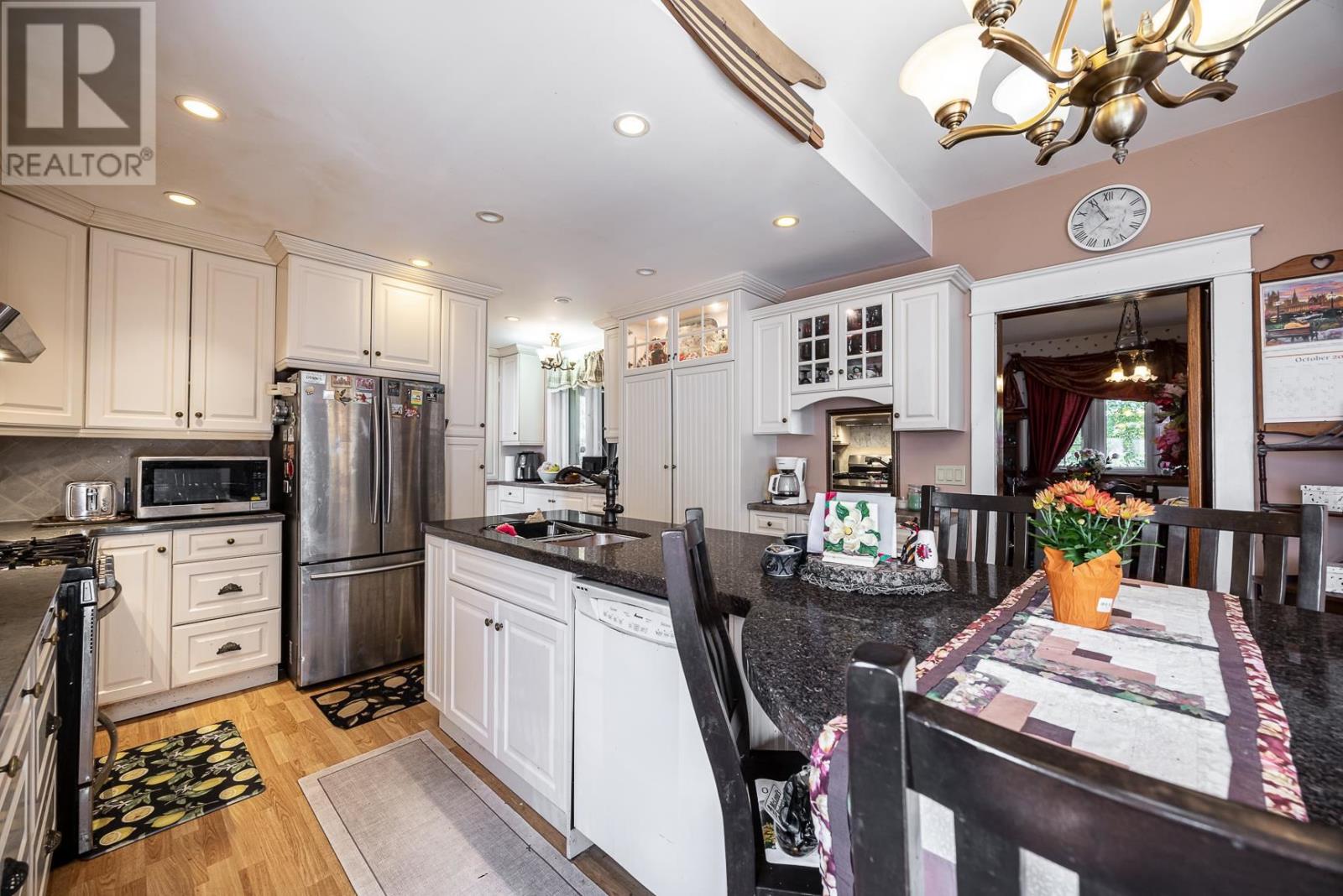 17 Huron St W, Thessalon, Ontario  P0R 1L0 - Photo 11 - SM262854