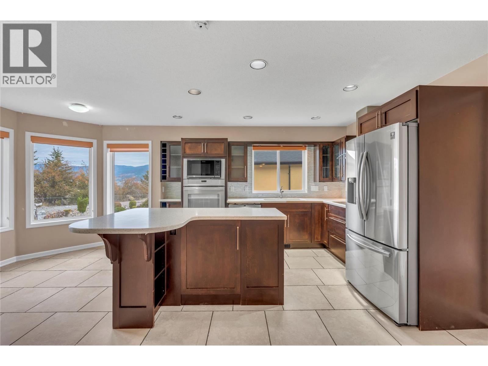 448 Ridge Place