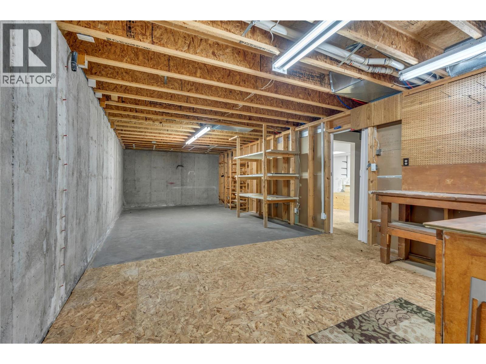 448 Ridge Place