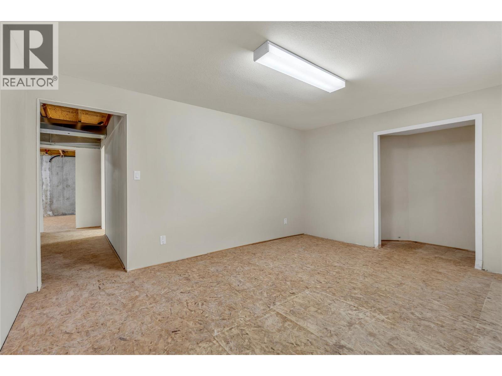 448 Ridge Place