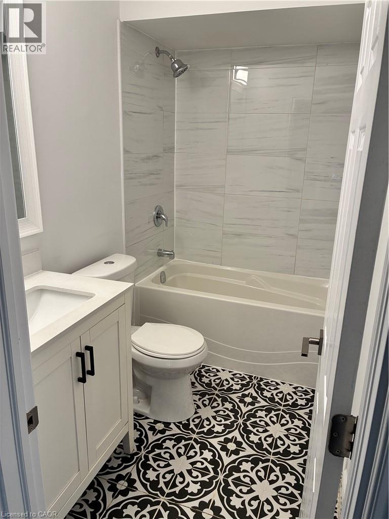 246 East 27th Street Unit# Main, Hamilton, Ontario  L8V 3G4 - Photo 6 - 40871644