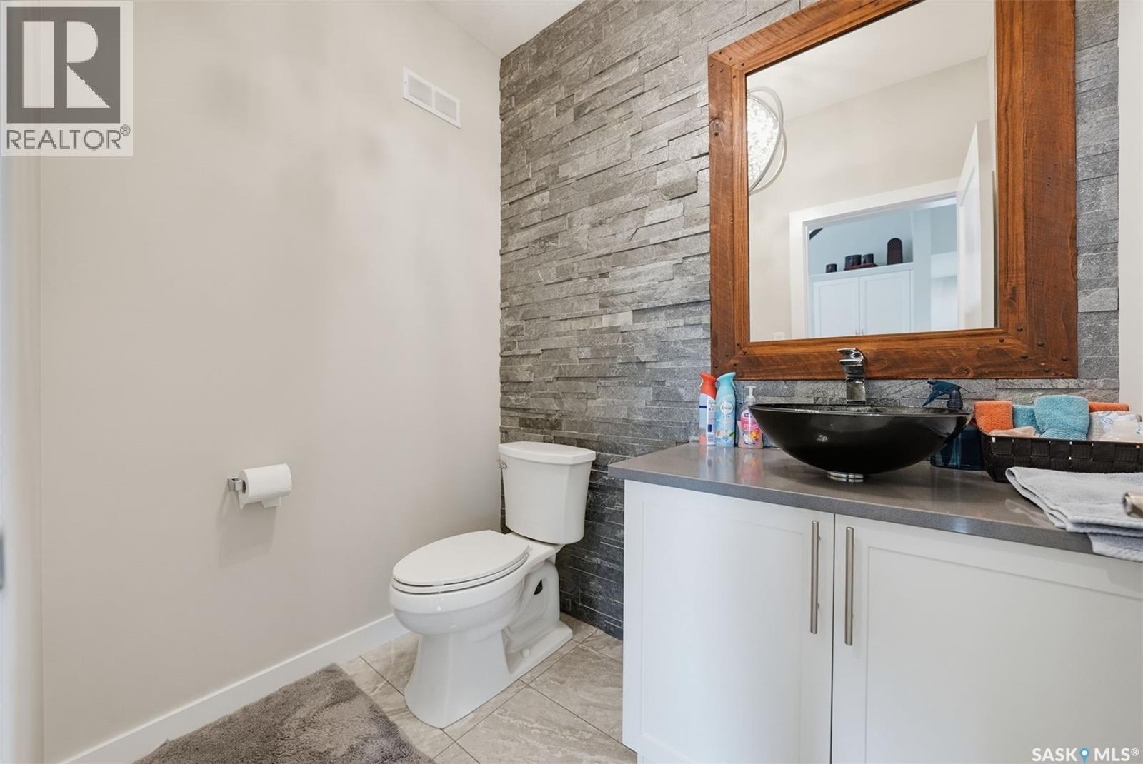 730 Bolstad Turn, Saskatoon, Saskatchewan  S7W 0X9 - Photo 10 - SK051071