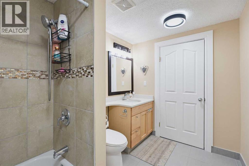 2 Greystone Way