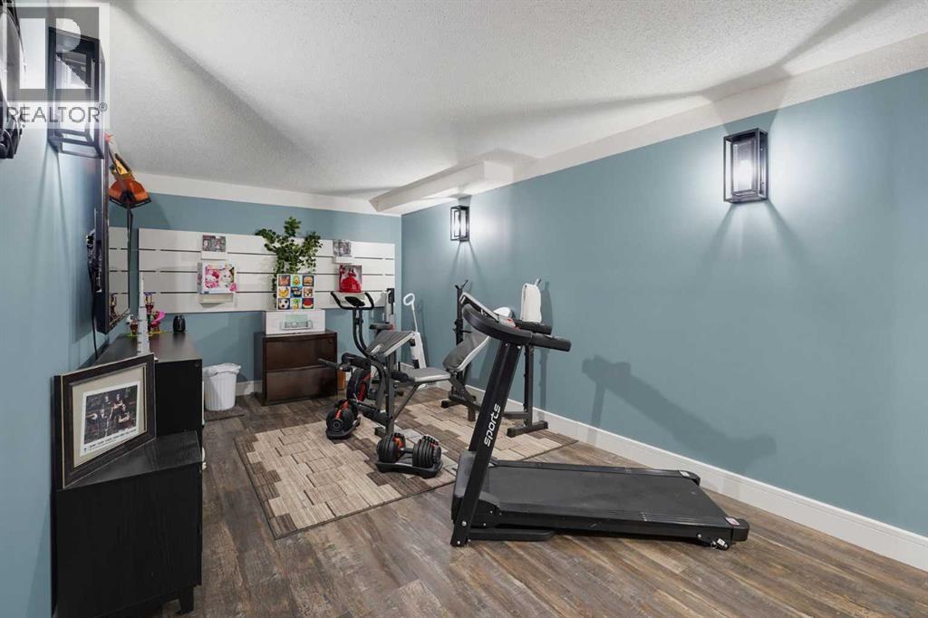 2 Greystone Way