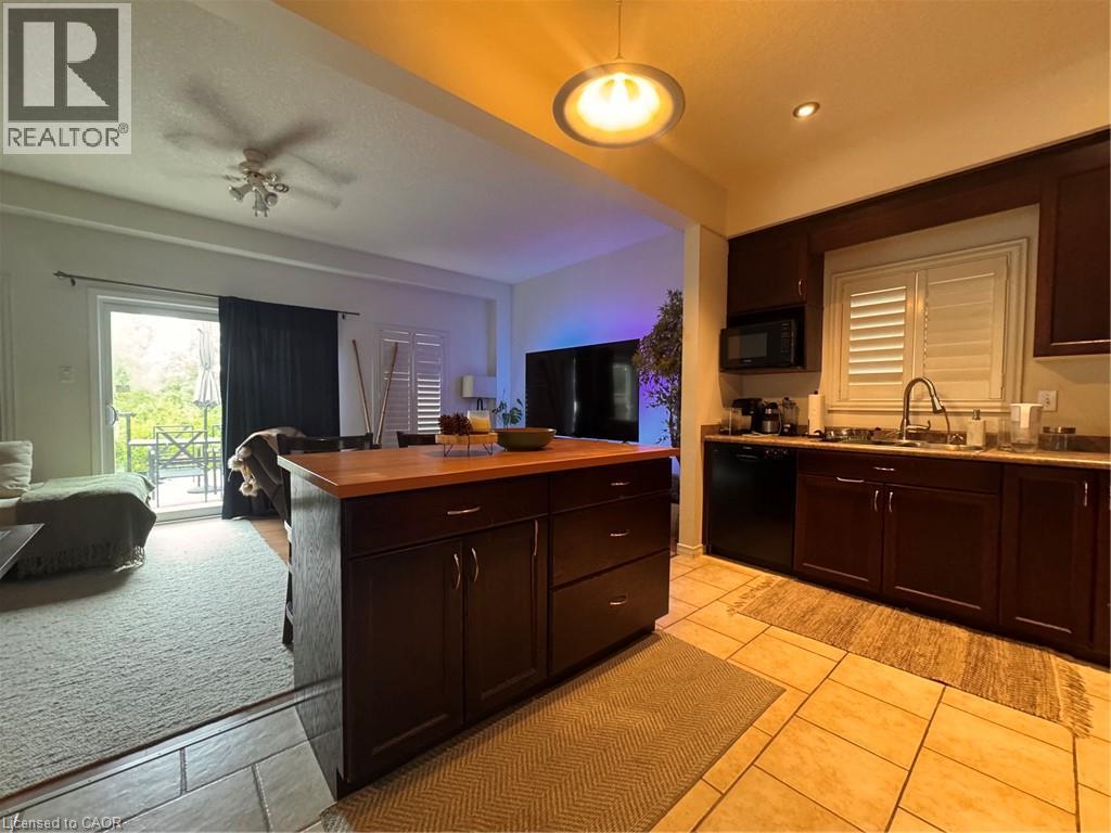 648 Winterberry Avenue, Waterloo, Ontario  N2V 2X4 - Photo 4 - 40871894