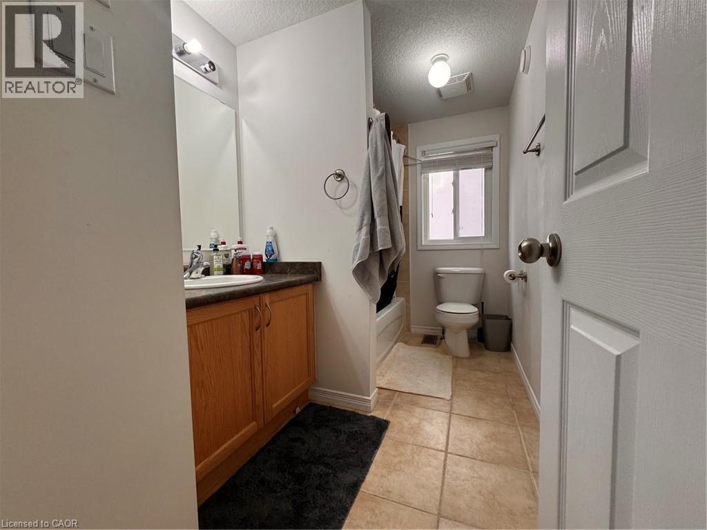 648 Winterberry Avenue, Waterloo, Ontario  N2V 2X4 - Photo 6 - 40871894
