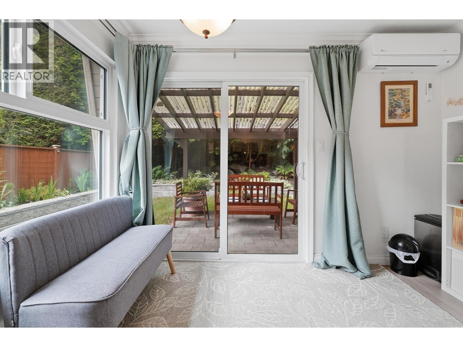 2587 Burian Drive, Coquitlam, British Columbia  V3K 5W8 - Photo 6 - R3176022