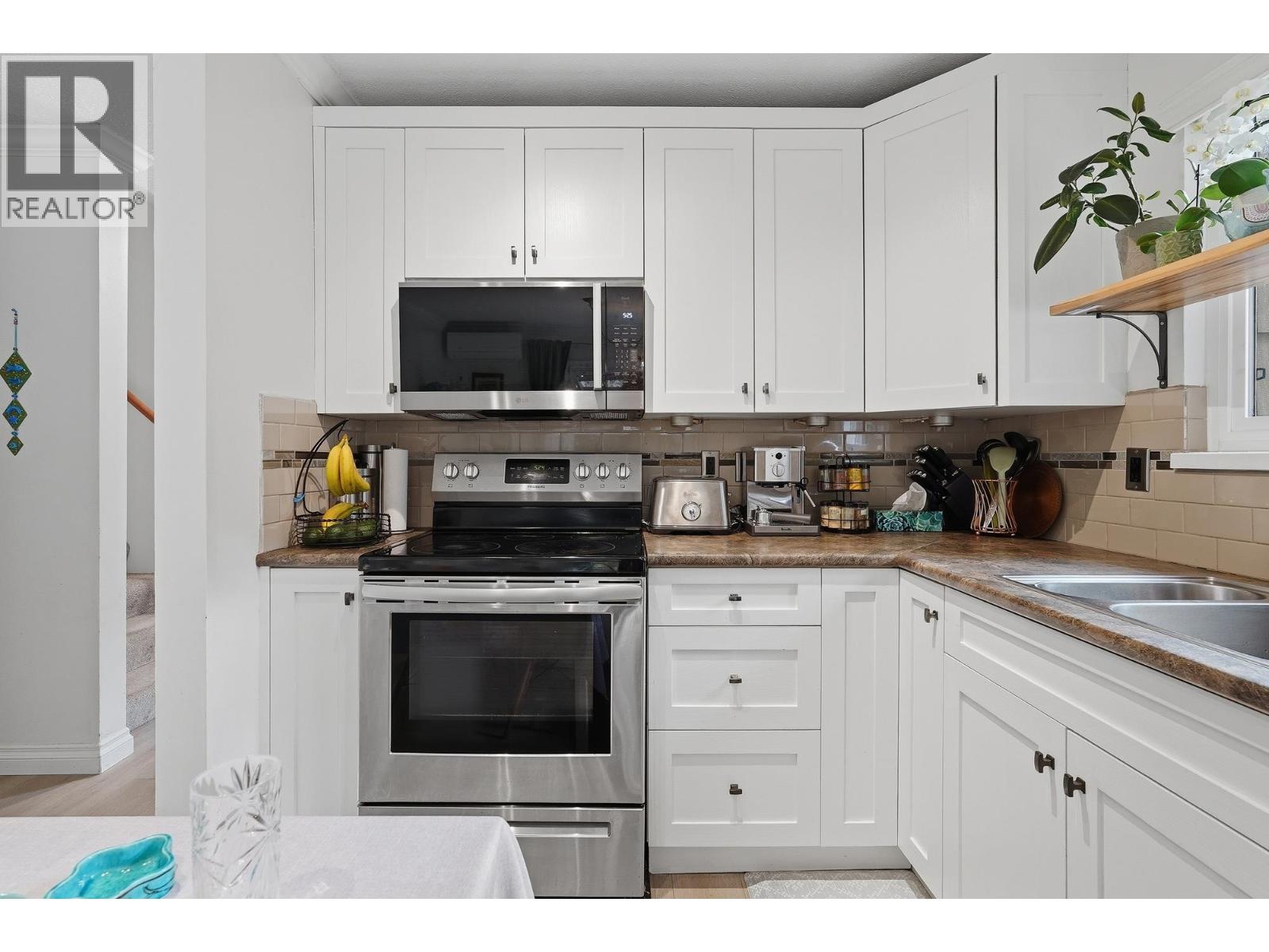 2587 Burian Drive, Coquitlam, British Columbia  V3K 5W8 - Photo 9 - R3176022