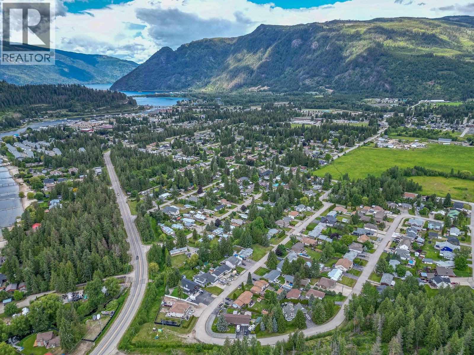 258 Bayview Drive, Sicamous, British Columbia  V0E 2V1 - Photo 18 - 10403365