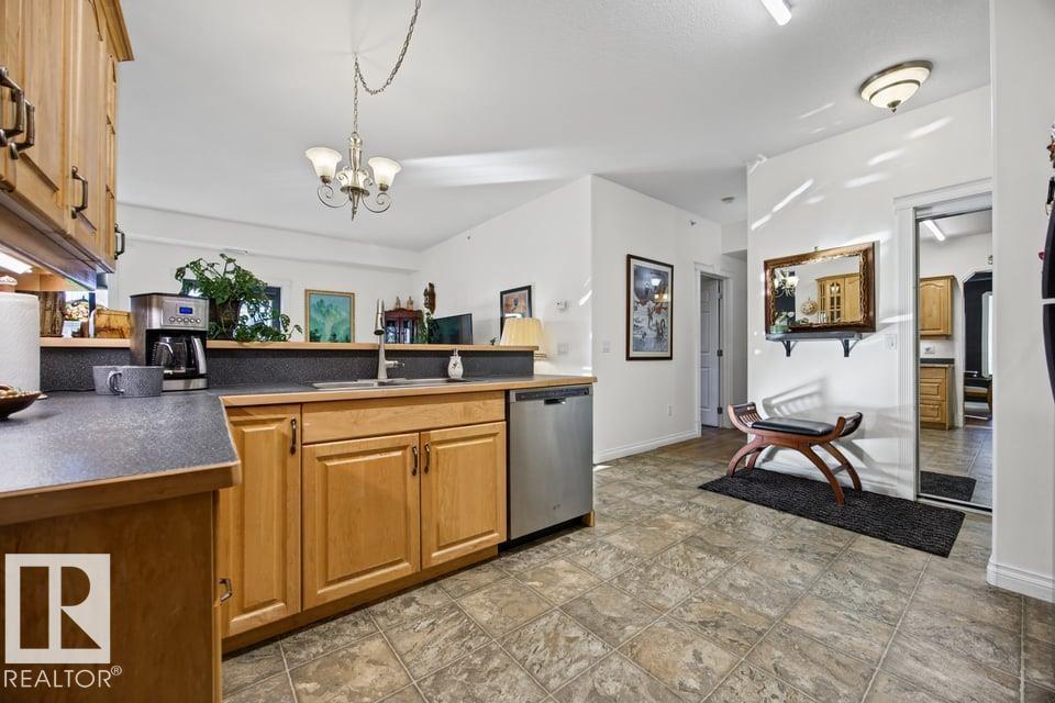 #312 9739 92 ST NW
