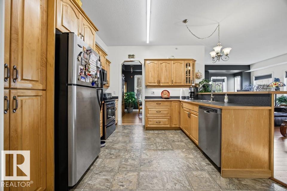 #312 9739 92 ST NW