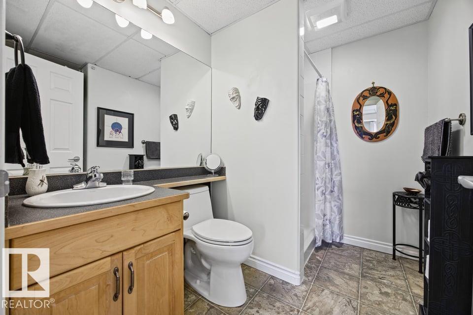 #312 9739 92 ST NW