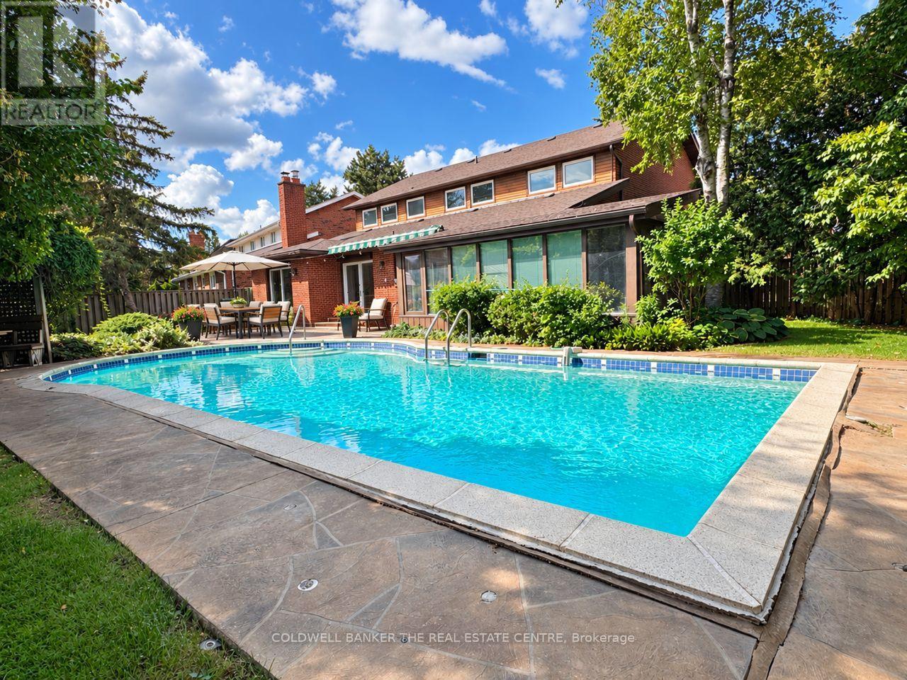 35 Tofino Crescent, Toronto, Ontario  M3B 1R9 - Photo 4 - C14086596