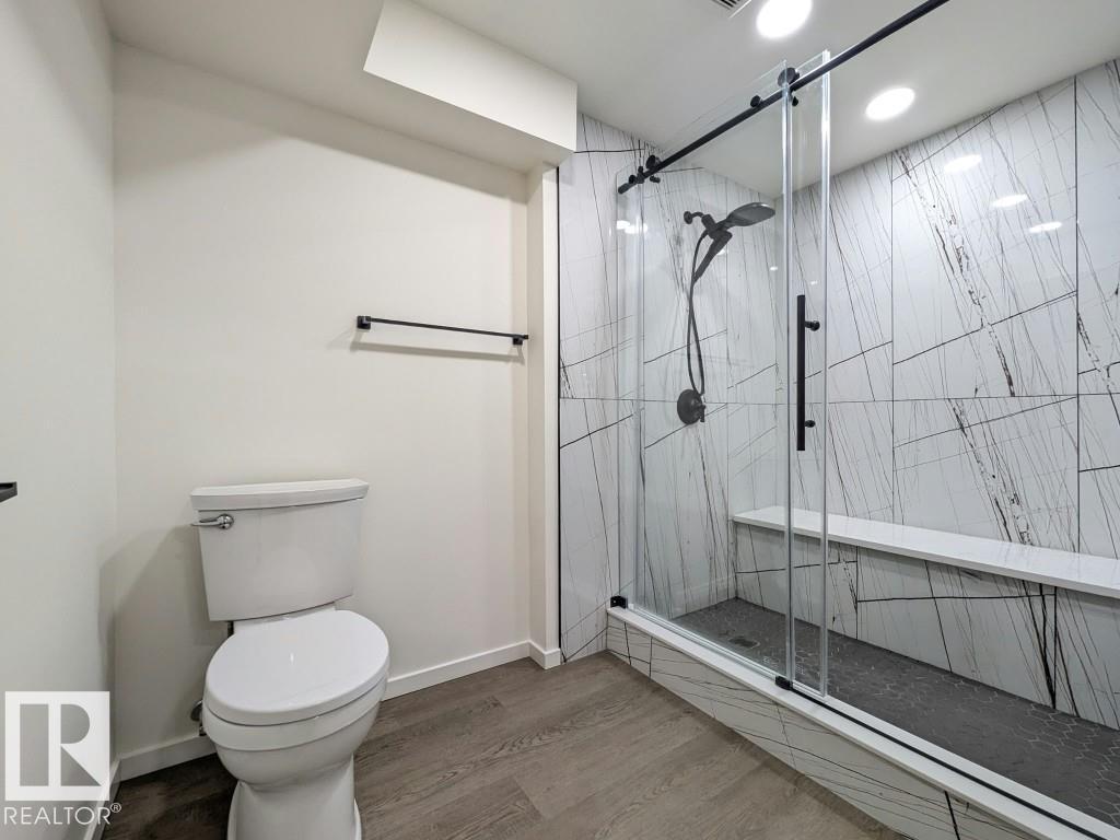 10672 153 AV NW