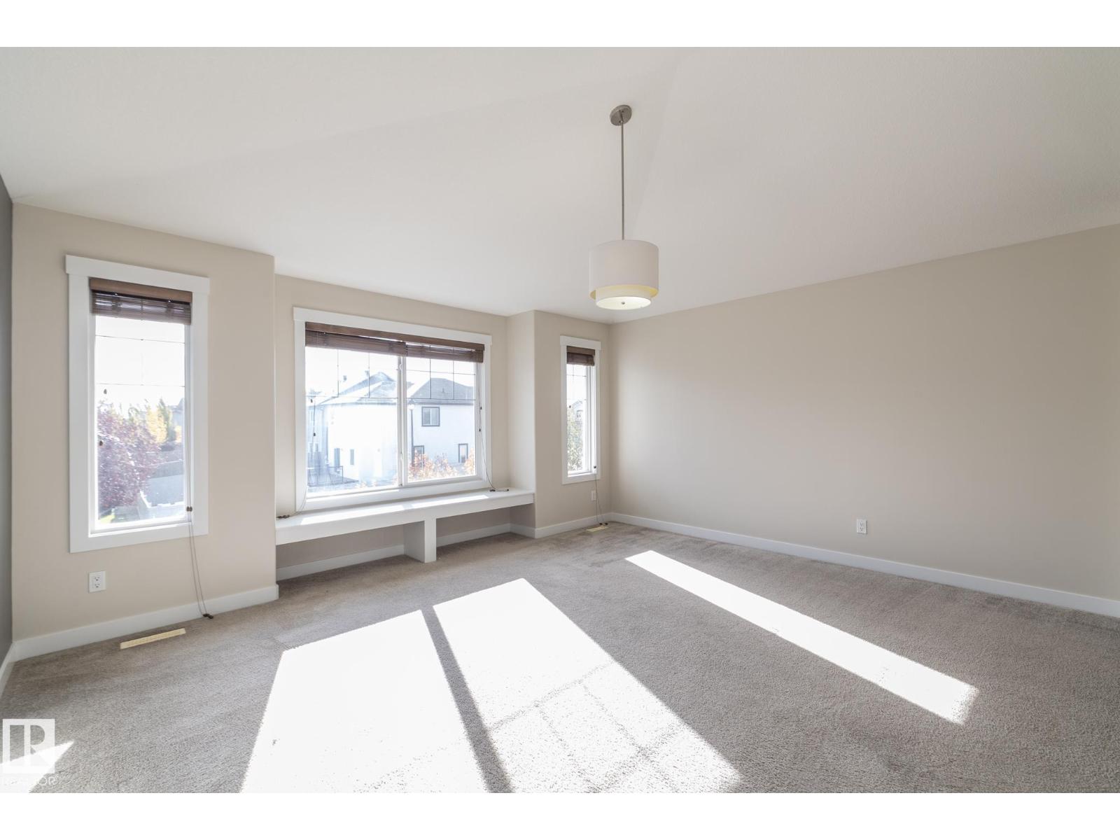 17316 5 AV SW