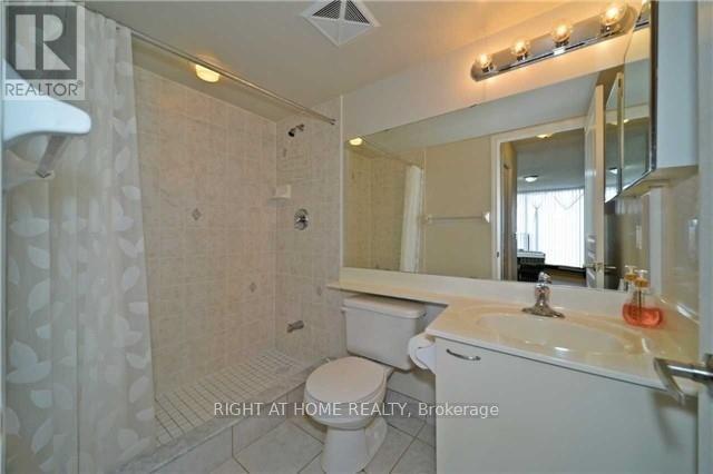 809 - 330 Red Maple Road, Richmond Hill (Langstaff), Ontario  L4C 0T6 - Photo 6 - N14086482