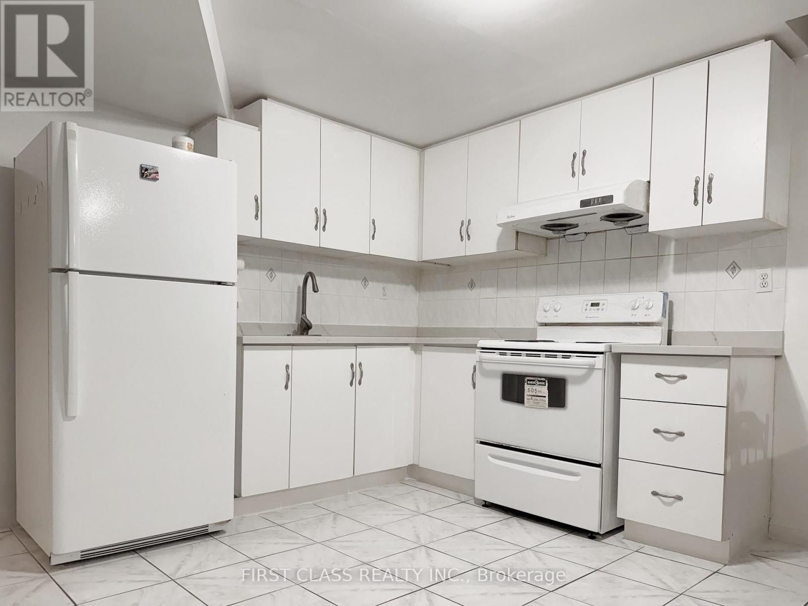 3 Pettigrew Court, Markham, Ontario  L3S 1L8 - Photo 2 - N13747108