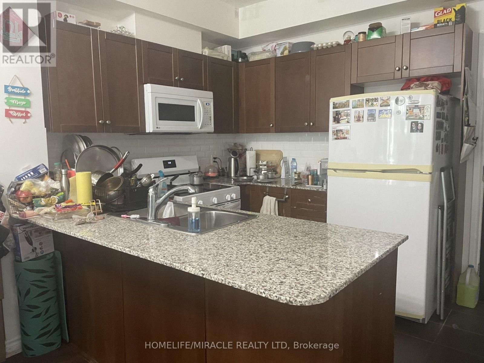 2108 - 3504 Hurontario Street, Mississauga, Ontario  L5B 0B9 - Photo 6 - W13876406