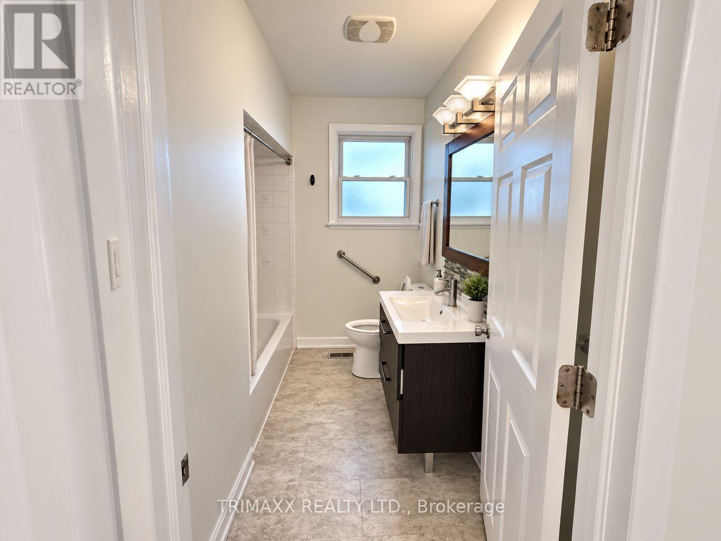 86 Charles Street, Halton Hills, Ontario  L7G 2Z9 - Photo 10 - W14086464