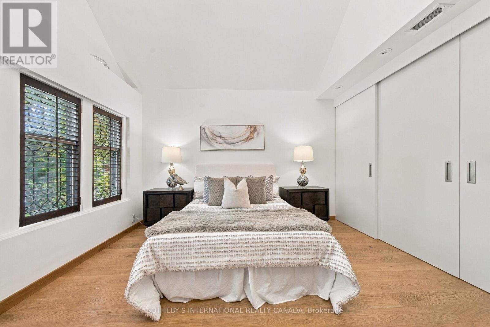 16 Sunnybrook Road, Toronto (High Park-Swansea), Ontario  M6S 1G2 - Photo 10 - W14086466