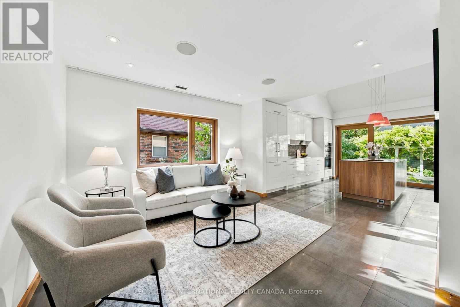 16 Sunnybrook Road, Toronto (High Park-Swansea), Ontario  M6S 1G2 - Photo 21 - W14086466