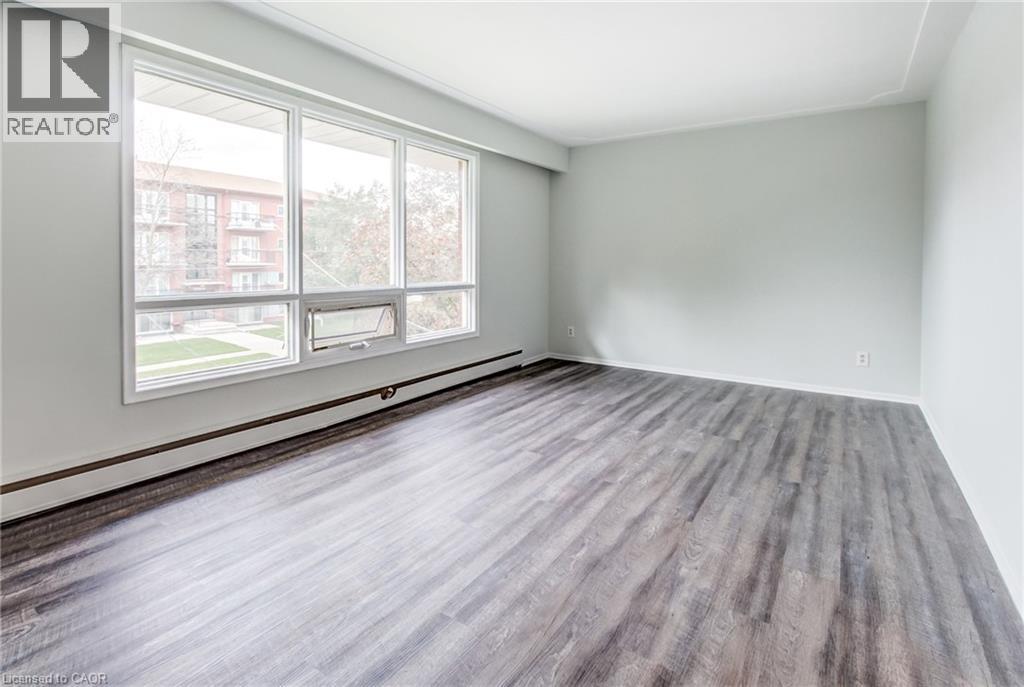 105 Dixon Street, Kitchener, Ontario  N2G 3E8 - Photo 21 - 40870789