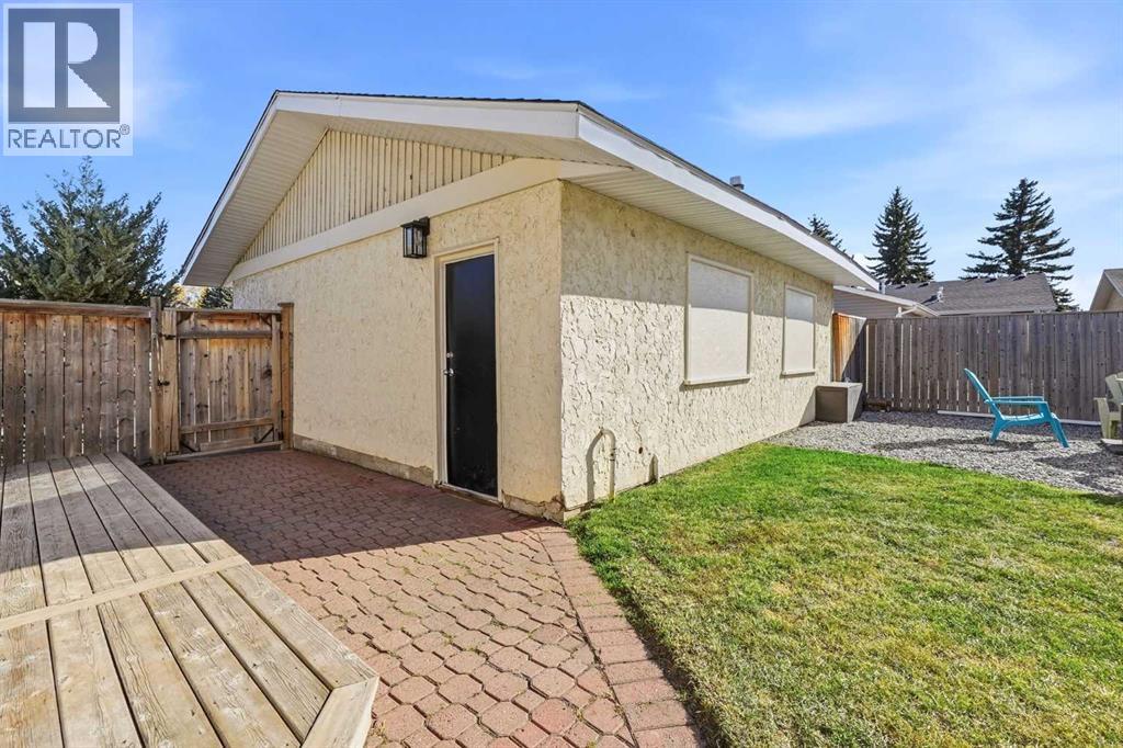 25 Clark Crescent, Red Deer, Alberta  T4P 2G2 - Photo 24 - A2349333
