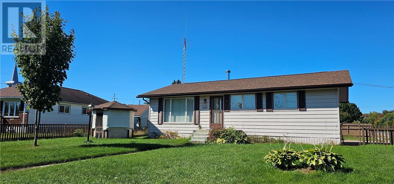 495 Imperial Street, Massey, Ontario  P0P 1P0 - Photo 2 - 2130656