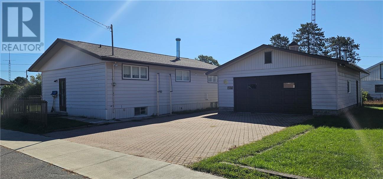 495 Imperial Street, Massey, Ontario  P0P 1P0 - Photo 6 - 2130656