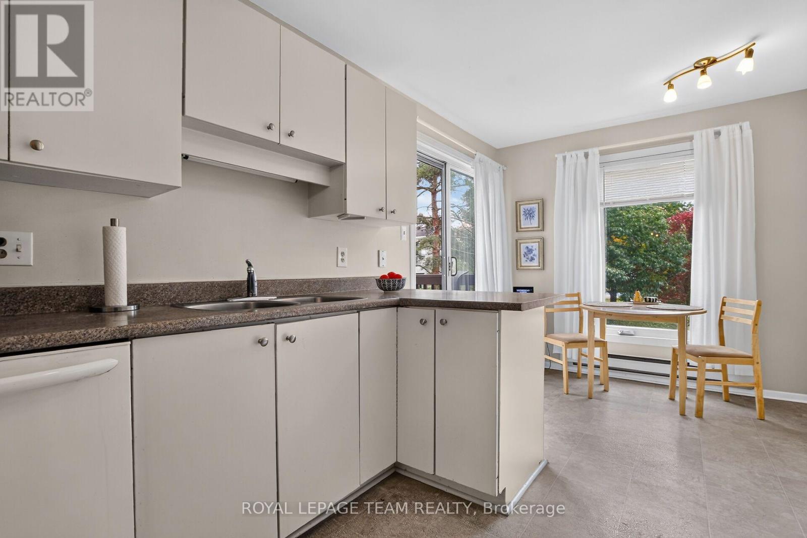 15 - 37c Stonehaven Drive, Ottawa, Ontario  K2M 1E3 - Photo 5 - X14086336