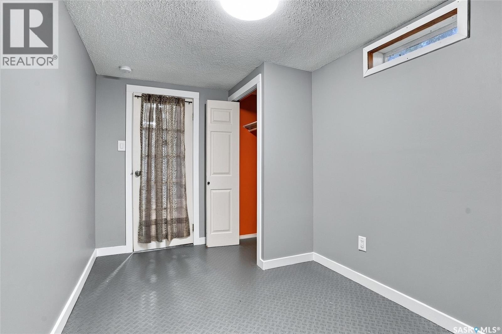 401 2nd Street E, Langham, Saskatchewan  S0K 2L0 - Photo 26 - SK051276