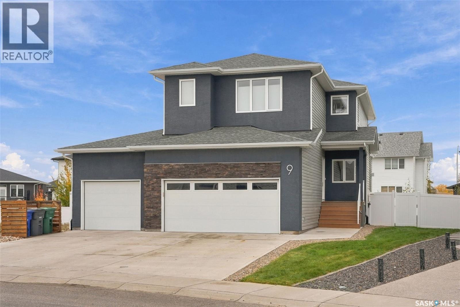 9 Hudson Drive, Pilot Butte, Saskatchewan  S0G 3Z0 - Photo 1 - SK051021