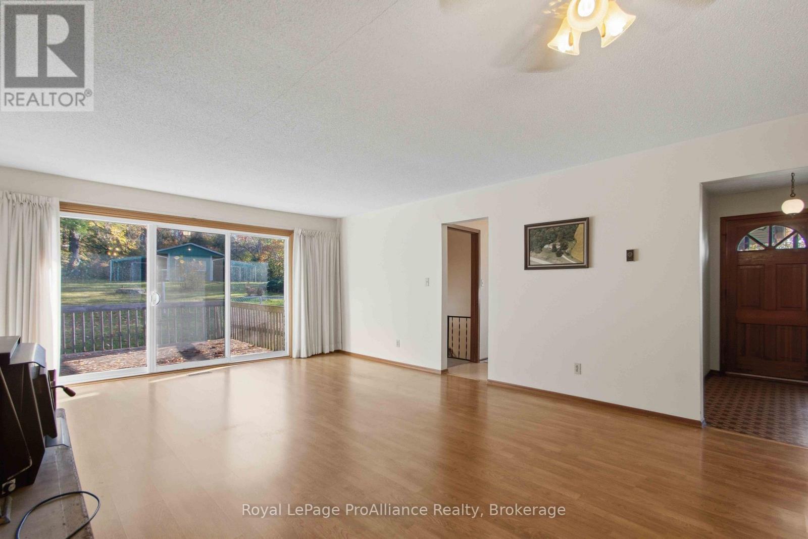 1347 Stockdale Road, Quinte West, Ontario  K8V 5P6 - Photo 6 - X14086836
