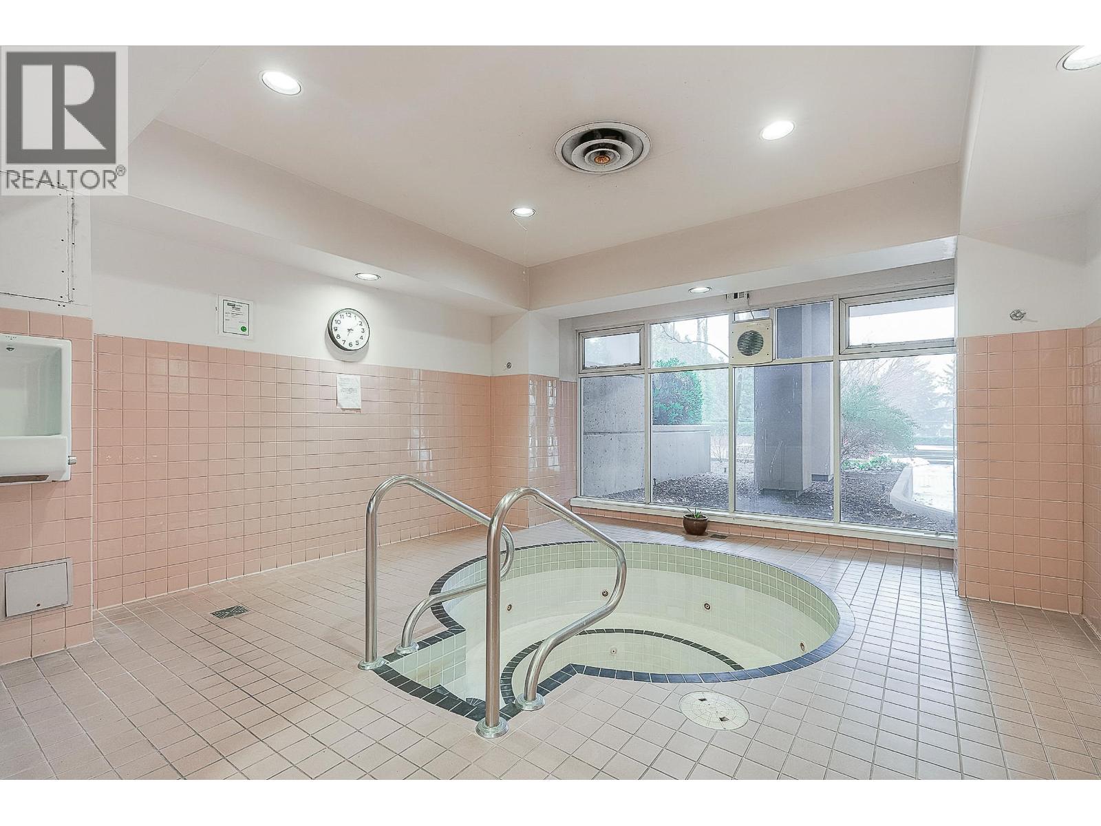 1802 9633 Manchester Drive, Burnaby, British Columbia  V3N 4Y9 - Photo 31 - R3175822