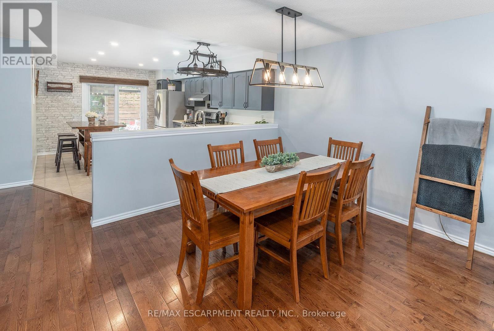 6 Stuart Street, Haldimand, Ontario  N3W 2L3 - Photo 11 - X14084544