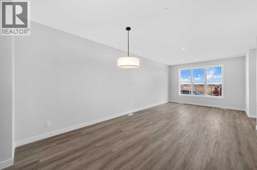399 Hotchkiss Manor SE, Calgary, Alberta  T3S 0M9 - Photo 9 - A2350817