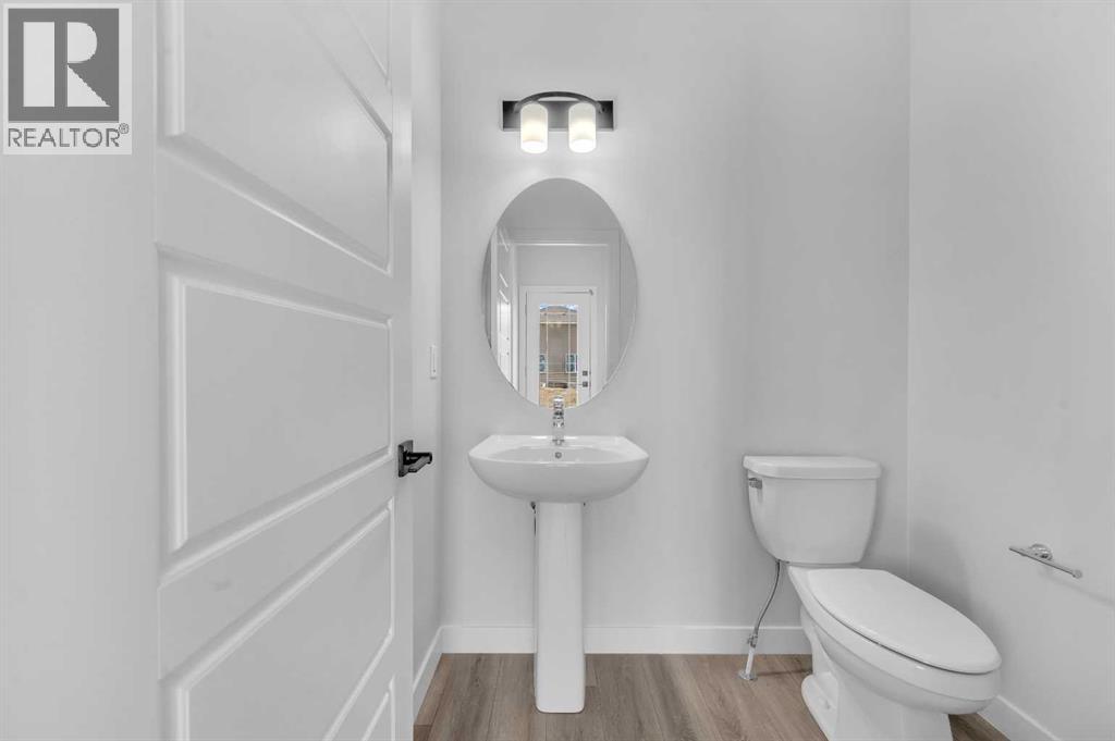 399 Hotchkiss Manor SE, Calgary, Alberta  T3S 0M9 - Photo 18 - A2350817