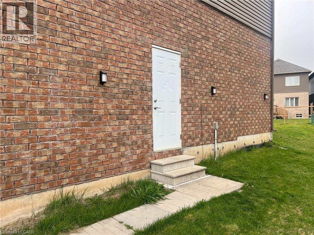 6 Tarrison Street, Brantford, Ontario  N3V 0B1 - Photo 14 - 40871906