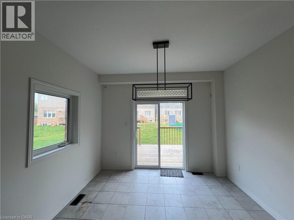 6 Tarrison Street, Brantford, Ontario  N3V 0B1 - Photo 4 - 40871906