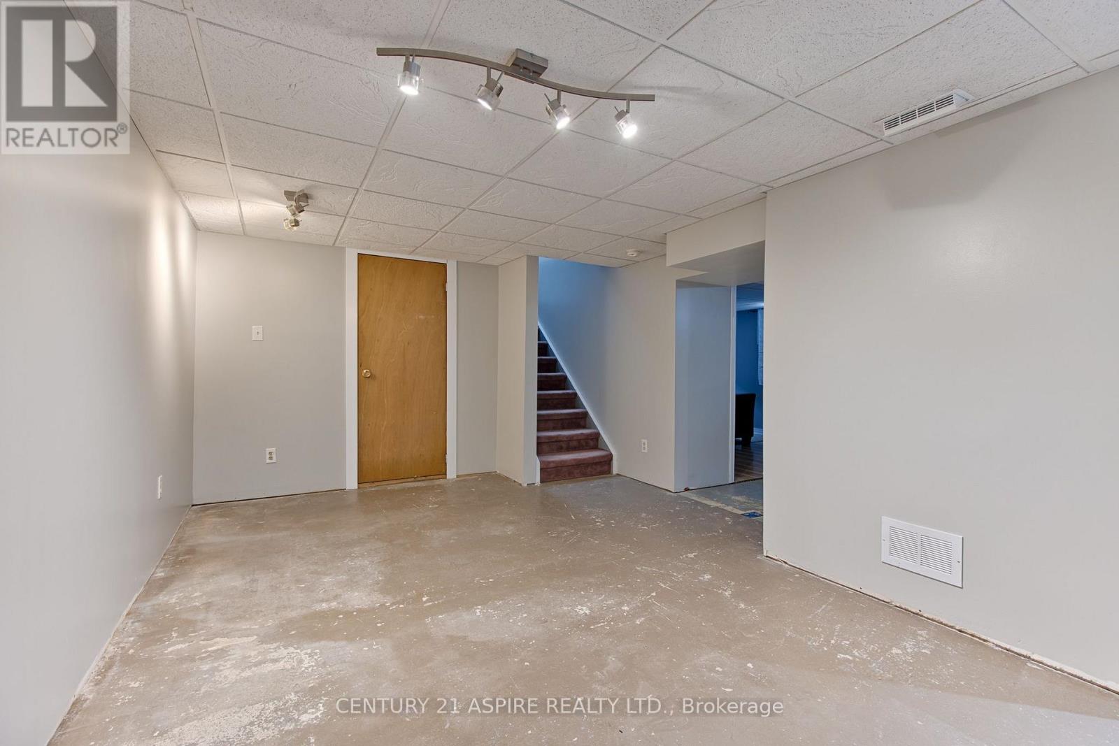 106 Forest Lea Road, Laurentian Valley, Ontario  K8A 7B8 - Photo 22 - X14086692