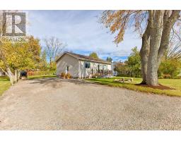 106 FOREST LEA ROAD, Laurentian Valley, Ontario