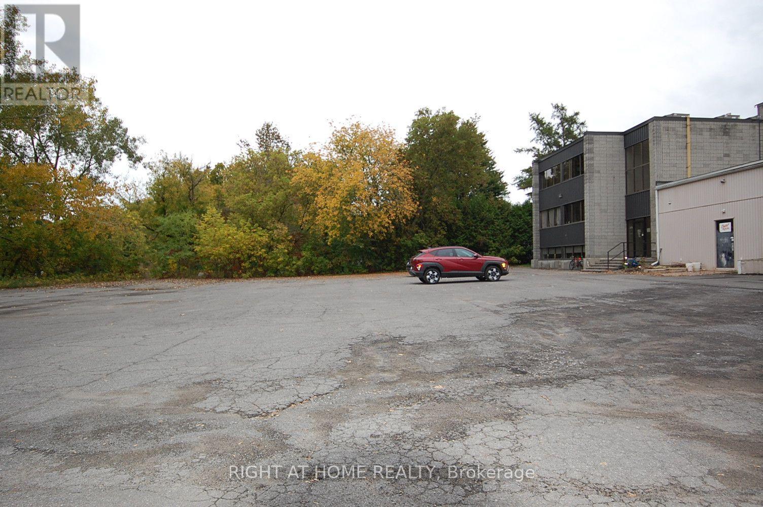 203 - 1468 Laurier Street, Clarence-Rockland, Ontario  K4K 1C7 - Photo 2 - X14086656