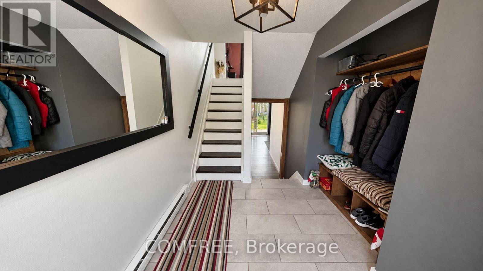 35 - 129 Concession Street E, Tillsonburg, Ontario  N4G 4N4 - Photo 3 - X14086750