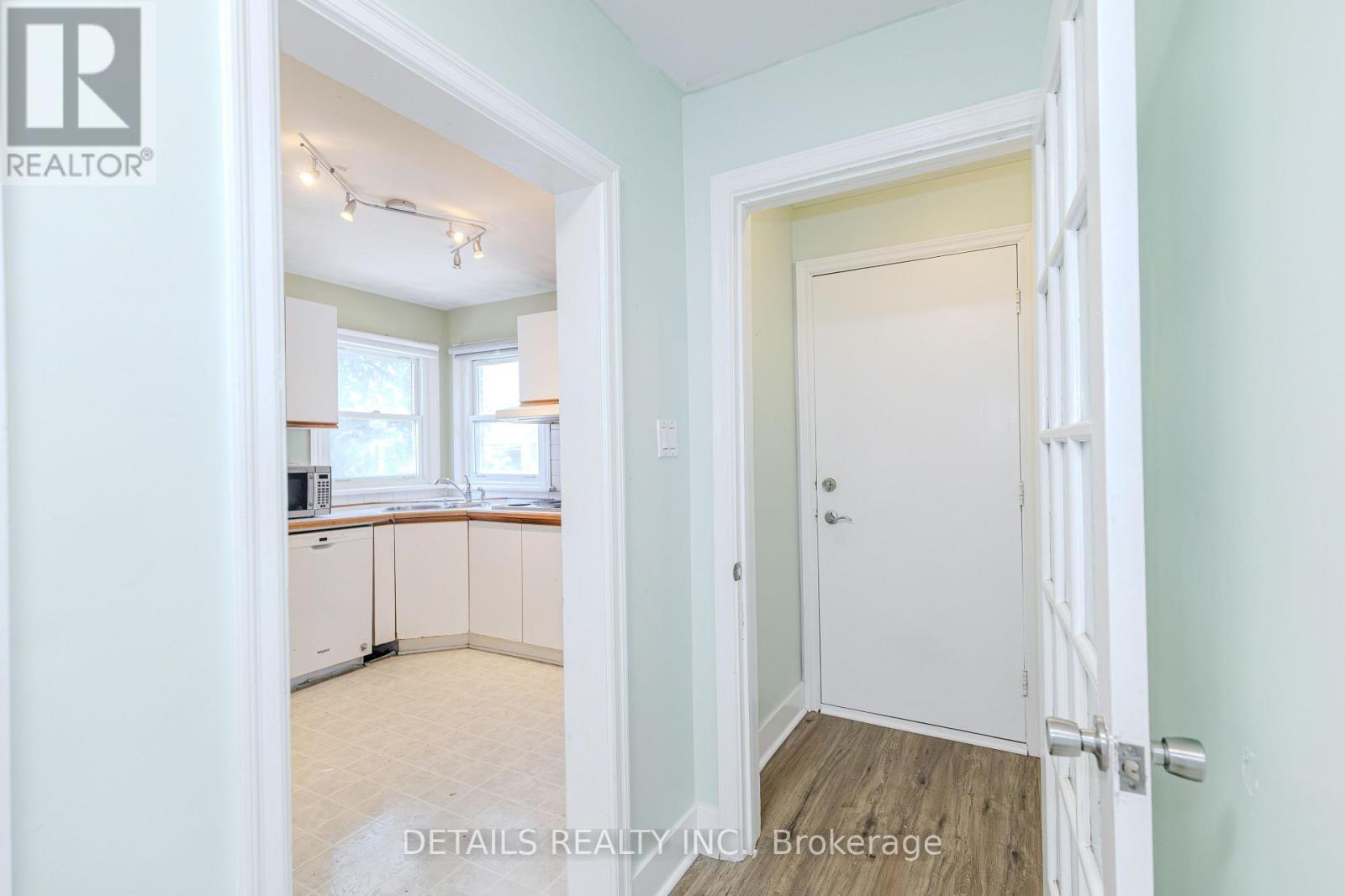 285 Columbus Avenue, Ottawa, Ontario  K1K 1P3 - Photo 3 - X14086792