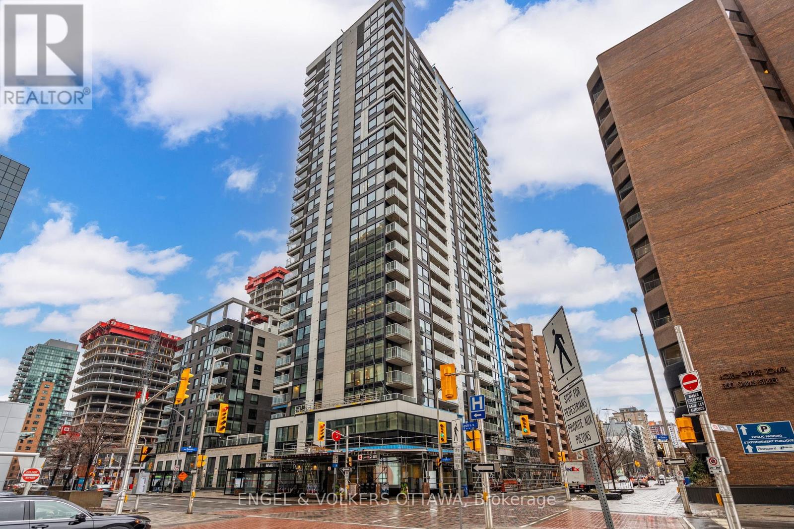 2104 - 340 QUEEN STREET, Ottawa, Ontario