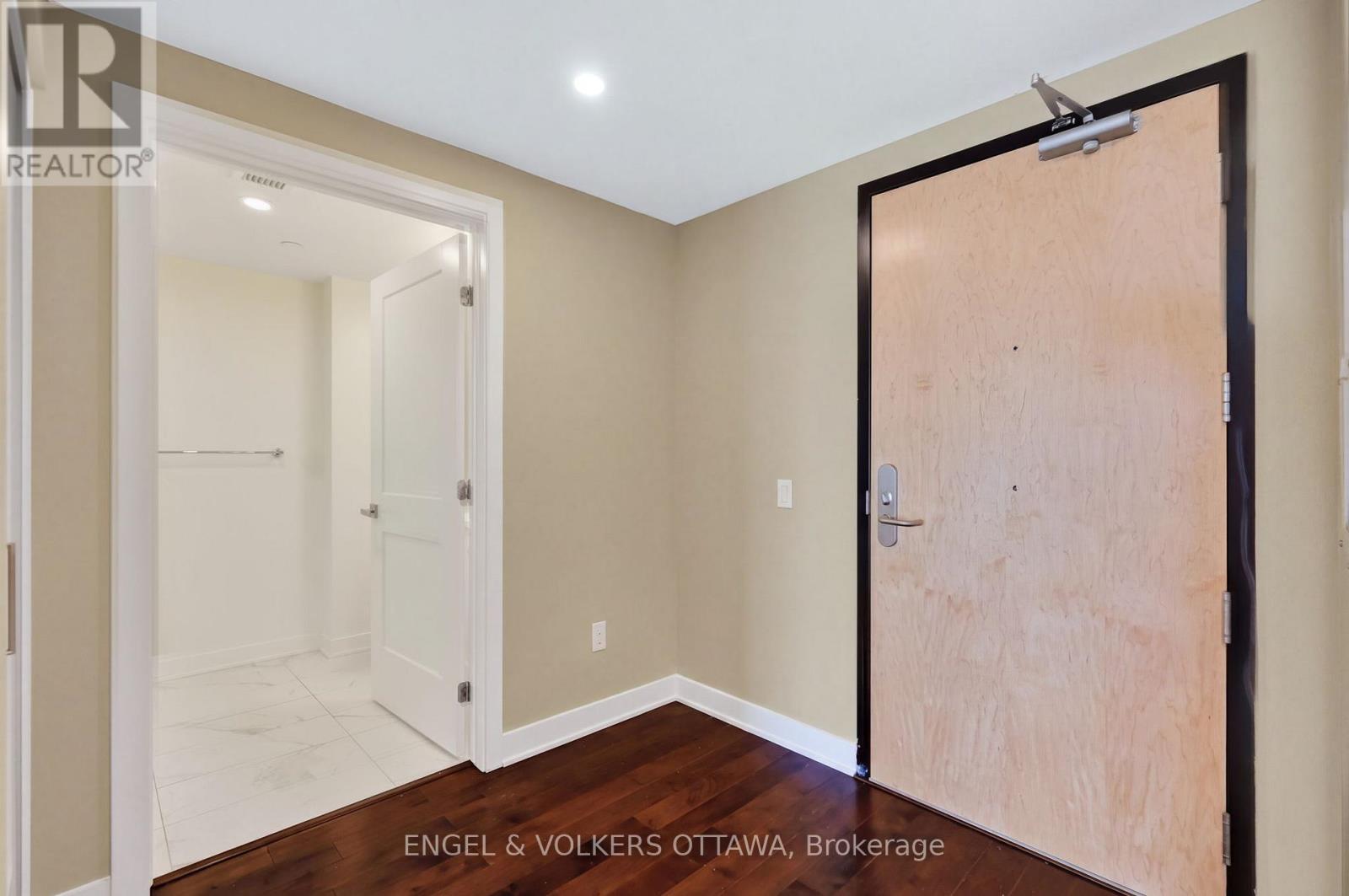 2104 - 340 Queen Street, Ottawa, Ontario  K1R 5A5 - Photo 3 - X14086894