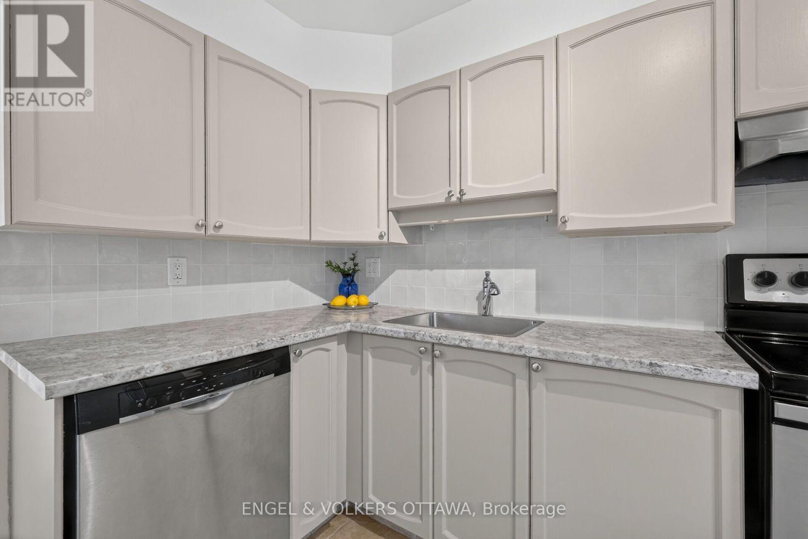 100 - 1780 Marsala Crescent, Ottawa, Ontario  K4A 2G2 - Photo 14 - X14087000
