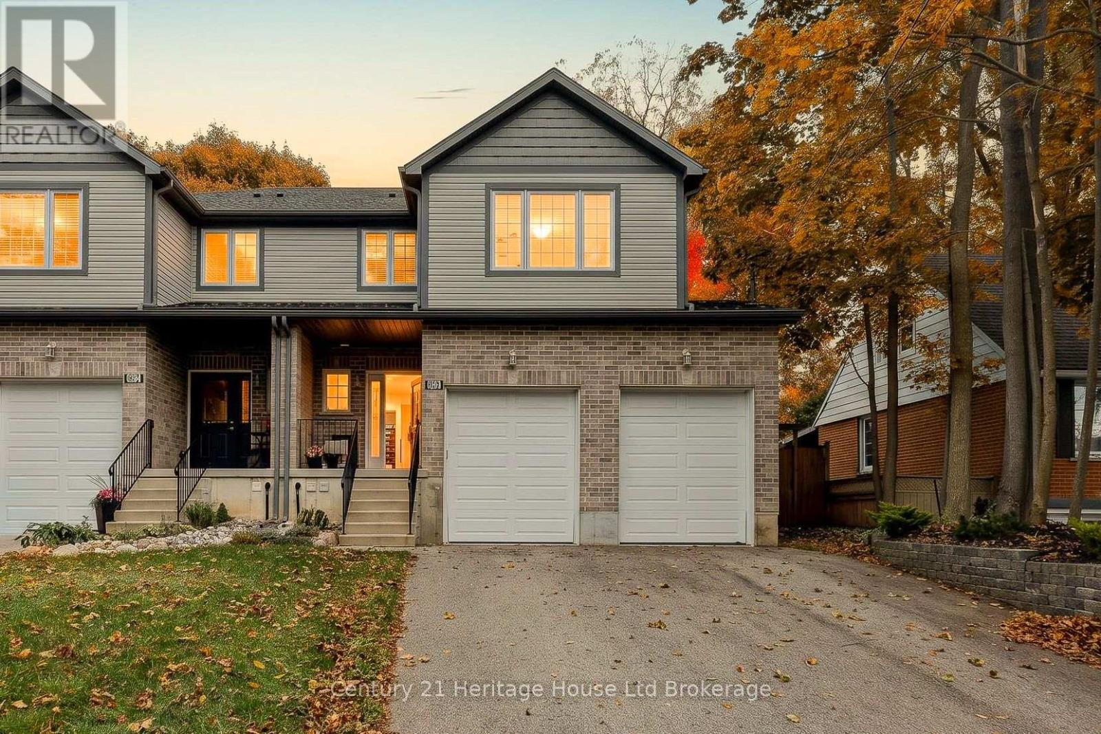 205 Victoria Street S, Woodstock, Ontario  N4S 3K3 - Photo 1 - X14087002