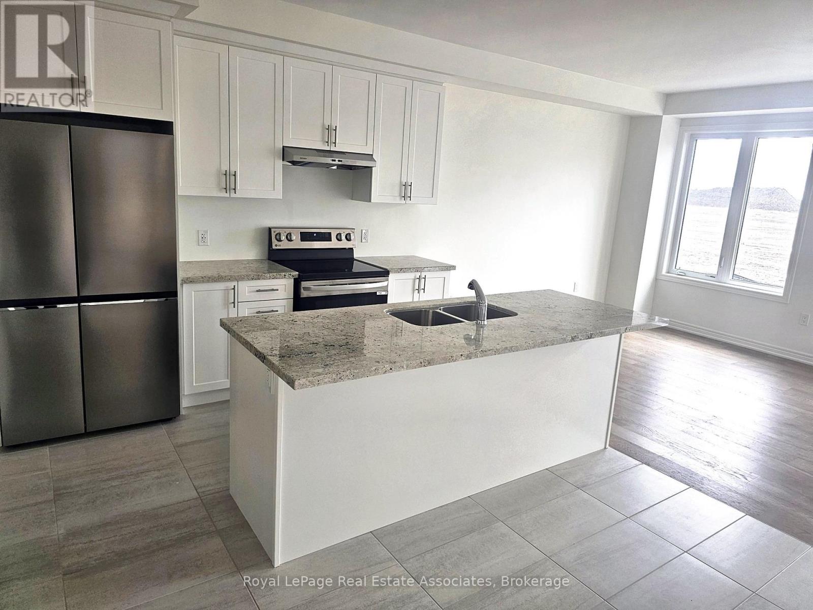 75 Picardy Drive, Hamilton, Ontario  L8J 0M7 - Photo 3 - X13885810