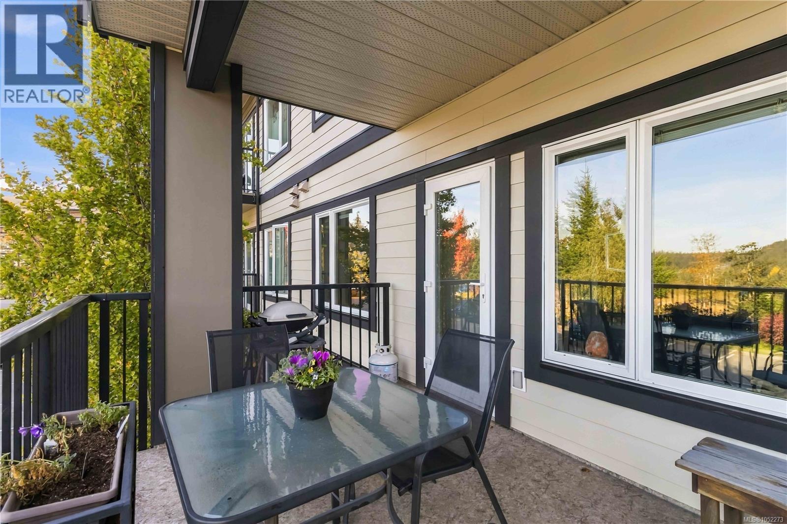 204 286 Wilfert Rd